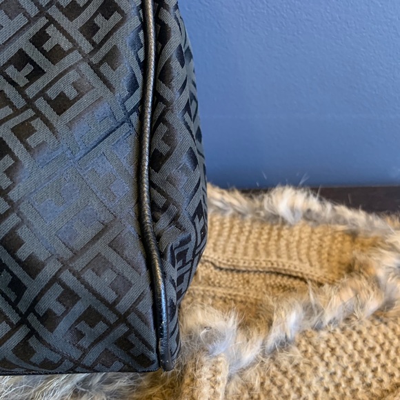 Shoulder Bag - Picture 13 of 13